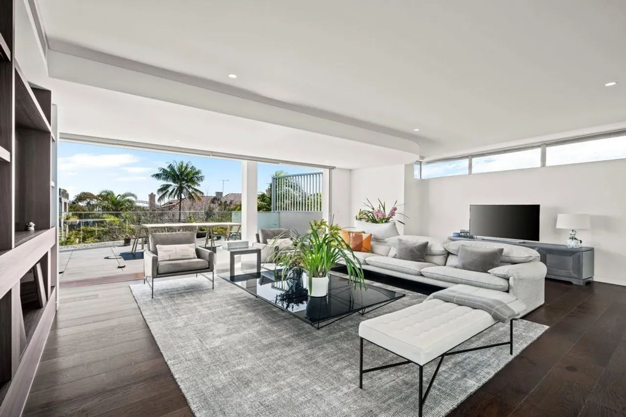 Modern Lounge