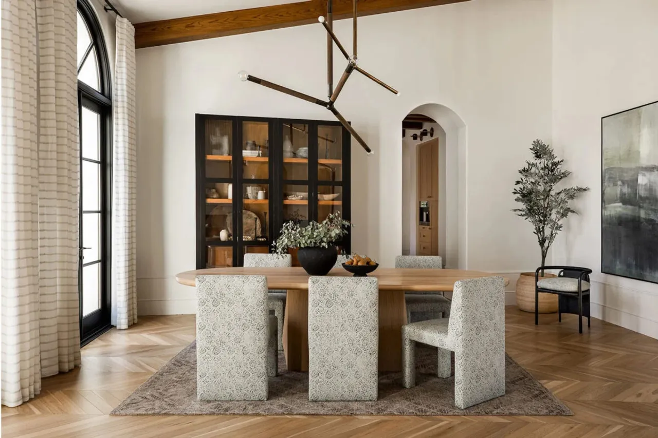 Chic Dining Area